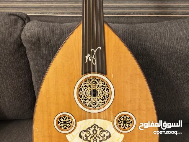 عود زرياب للبيع.