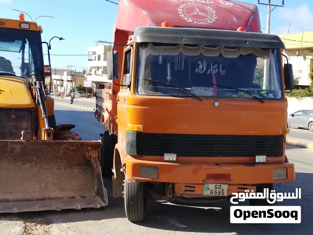 كاسحه قلاب عن 813 مرسيدس للبيع