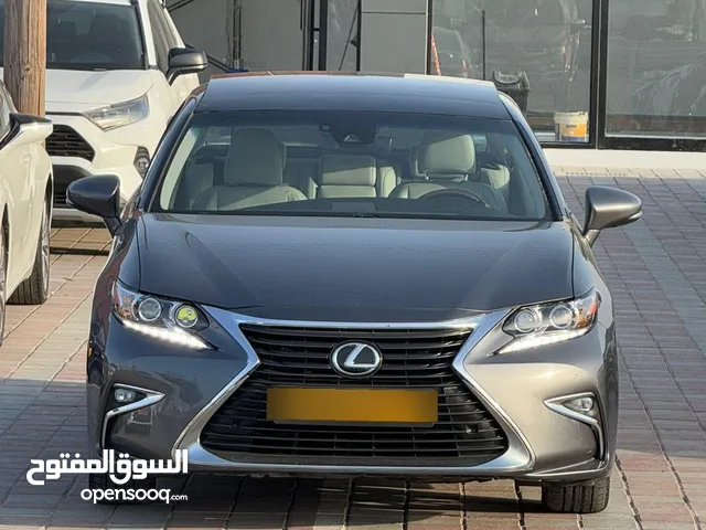 لكزس ES350 موديل 2018 بنوراما فل مواصفات