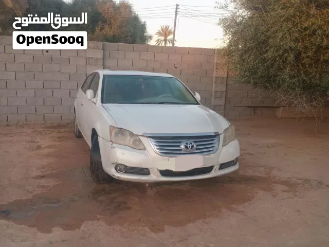 2010 تويوتا افالون Limited