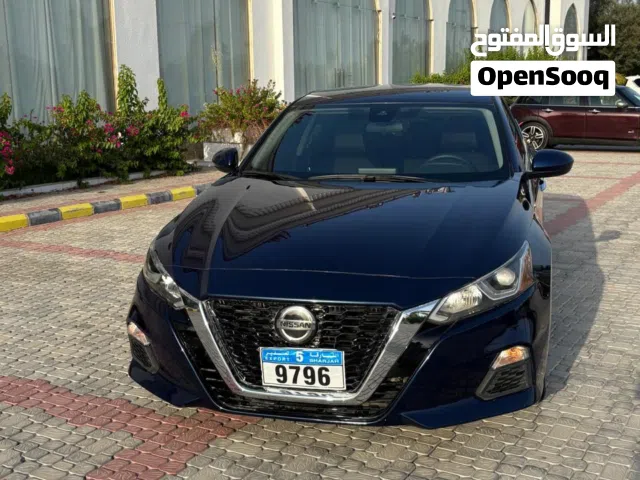 2021 نيسان التيما S