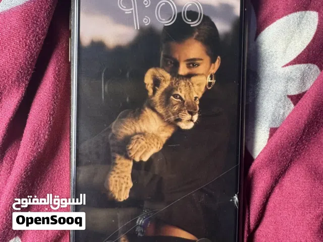 ايفون للبيع او للمراوس اقره الوصف