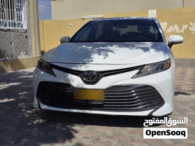 كامري مديل  2018 نظيفة بممشى قليل جدا