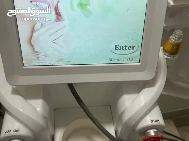 RF microneedeling Device for Skin Tightening – Professional Use