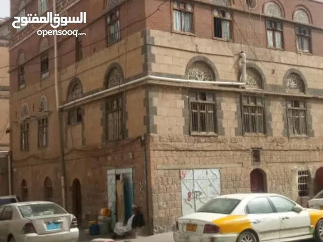 100 m2 More than 6 bedrooms Townhouse for Sale in Sana'a Assafi'yah District