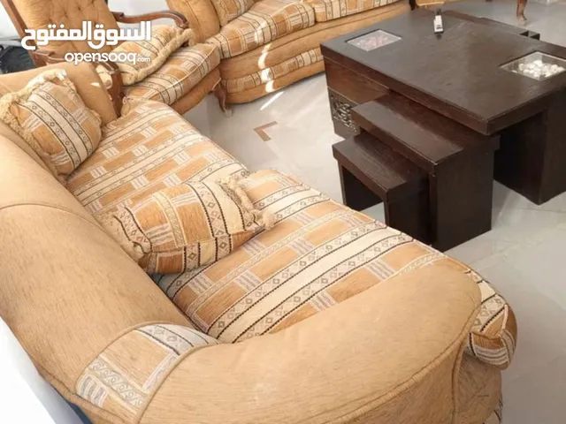 طقم كنب من 7 مقاعد للبيع بسعر 120 دينار