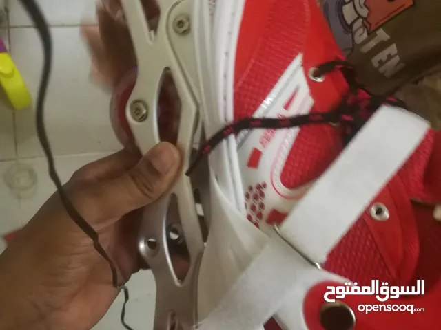 أحذية تزلج