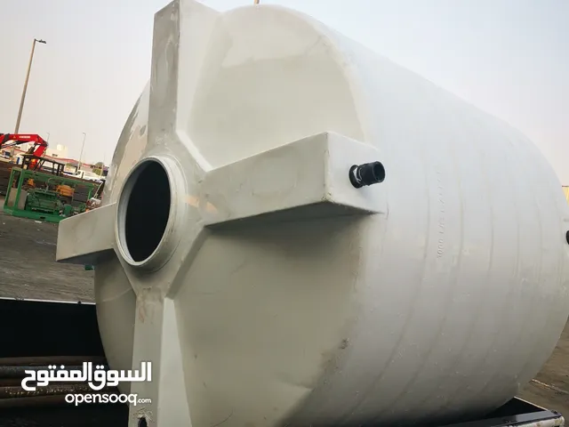 متوفر لدينا خزانات مياه مستعمله نظيفة