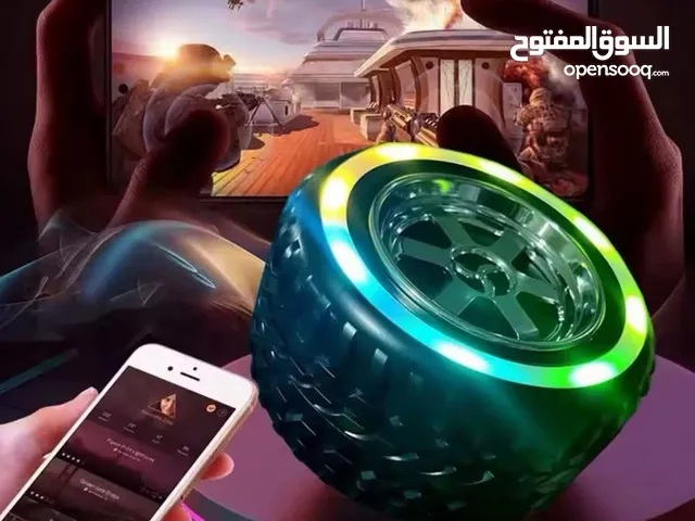 سبيكرات مكبر صوت لاسلكي صغير على شكل عجلة سيارة مزود بإضاءة LED بحجم محمول RGB
