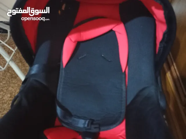 السلام عليكم كرسي ومقعد سياره للأطفال