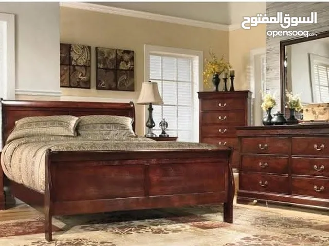 غرفة نوم امريكي اصلي مستعمل بحالة ممتازة لعشاق القطع الثقيلة الاصلية التفاصيل بالوصف بالأسفل