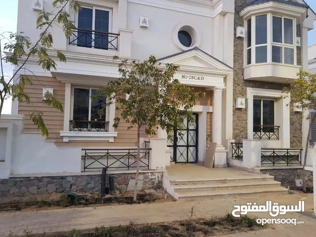 279m2 4 Bedrooms Villa for Sale in Giza 6th of October