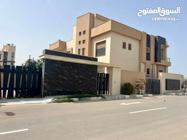 450 m2 More than 6 bedrooms Villa for Rent in Tripoli Al-Mashtal Rd