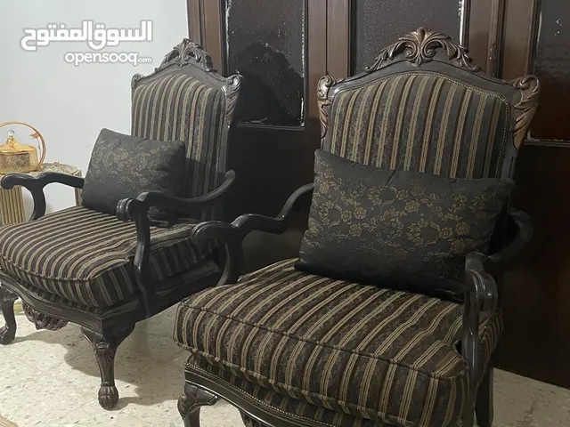 طقم ضيوف للبيع بسعر مغري