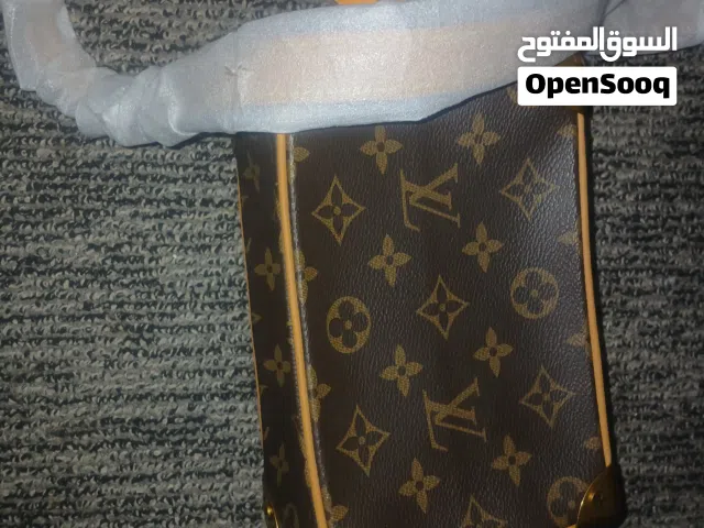 Hand Bags brown for sale  in Zarqa