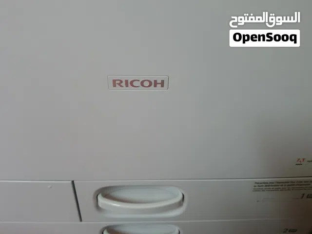 طابعة Ricoh MP C3003 بحالة ممتازة