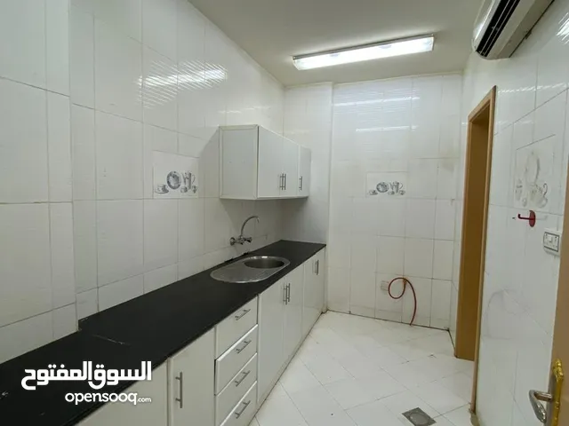180 m2 2 Bedrooms Apartments for Rent in Muscat Seeb