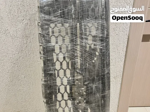 للبيع شبك سلفرادو موديل 2016 الاصلي حق الوكالة.