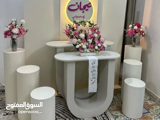 نوفر لك تشكيلة واسعة من الاستاندات بجميع أنواعها وأشكالها، للإيجار أو البيع. تصاميم عصري و حسب طلب