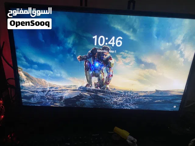 شاشة سامسونج مش سمارت عاديه نظيفه