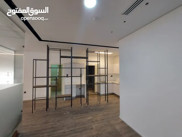 مكتب طابقي طابق اول للايجار في عبدون بمساحة 370م