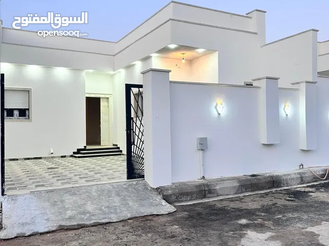 140m2 3 Bedrooms Townhouse for Sale in Tripoli Ain Zara