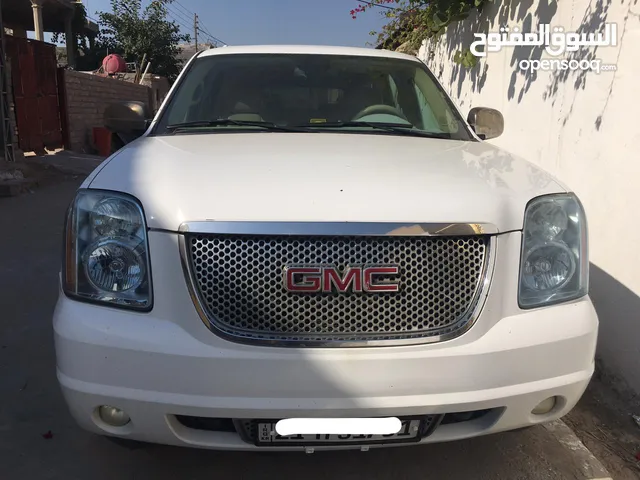 Used GMC Yukon in Basra