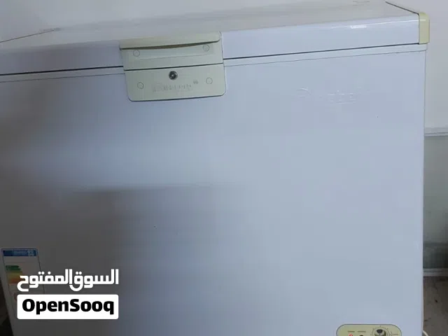 مجمدة Iceberg سعة 300 لتر مستعملة لم يسبق لها ان عطلت أبداً