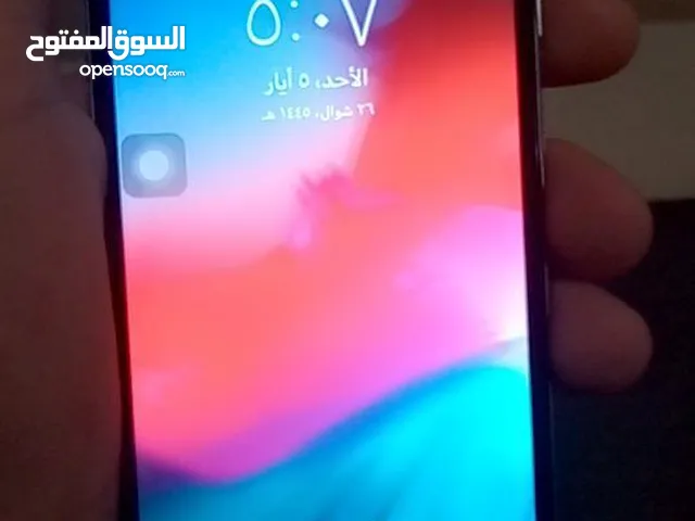 ايفون 6 بحالة جيدة .