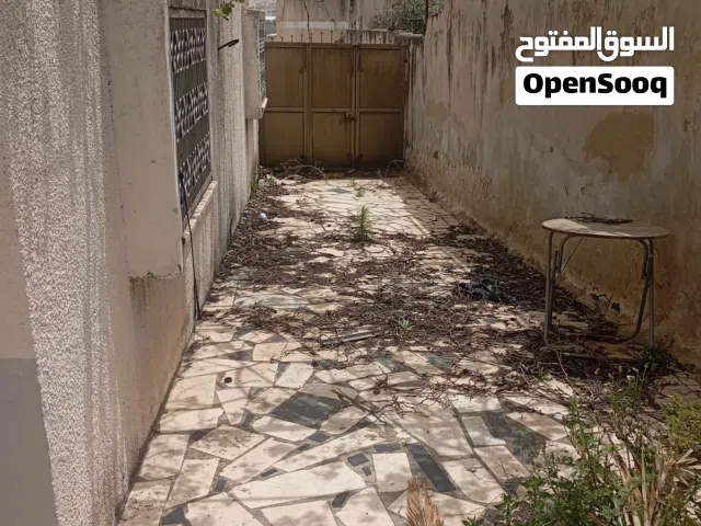 120 m2 4 Bedrooms Townhouse for Sale in Tulkarm Atil