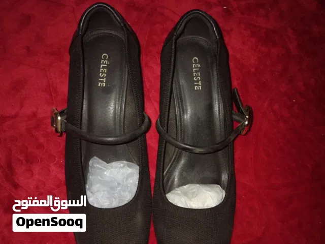 women's boots for sale  أحذية نسائية للبيع