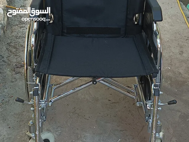 كرسي متحرك معوقين حديث 24