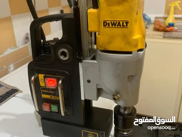 مثقاب مغناطيسي ماركه دوليت الاصلي 50 ملي 1200 وت شبه الجديد للبيع وارد الخارج