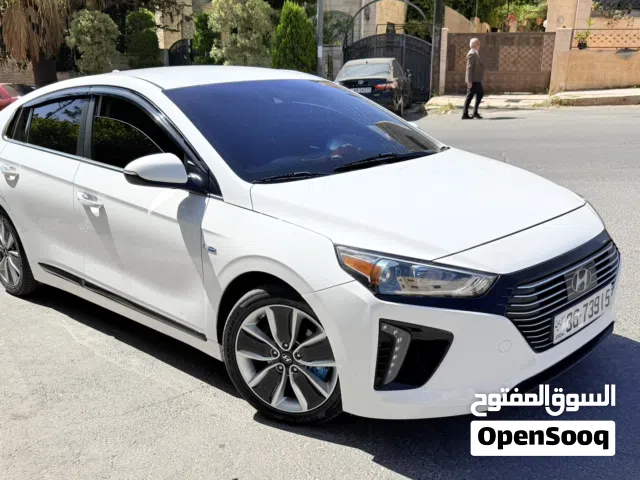 2017 هيونداي ايونيك 5