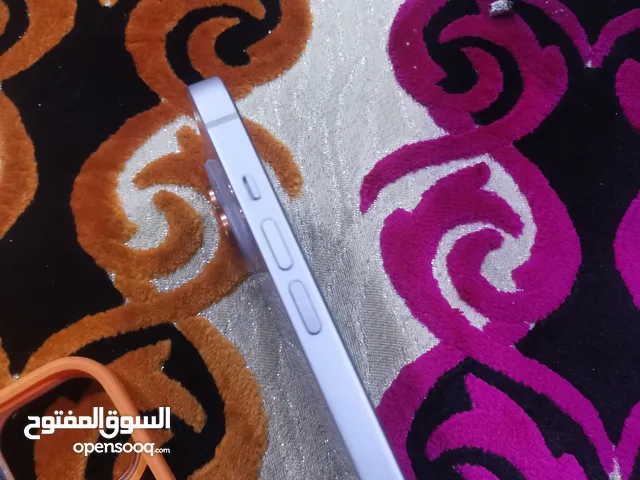 Apple iPhone 14 128 GB in Basra