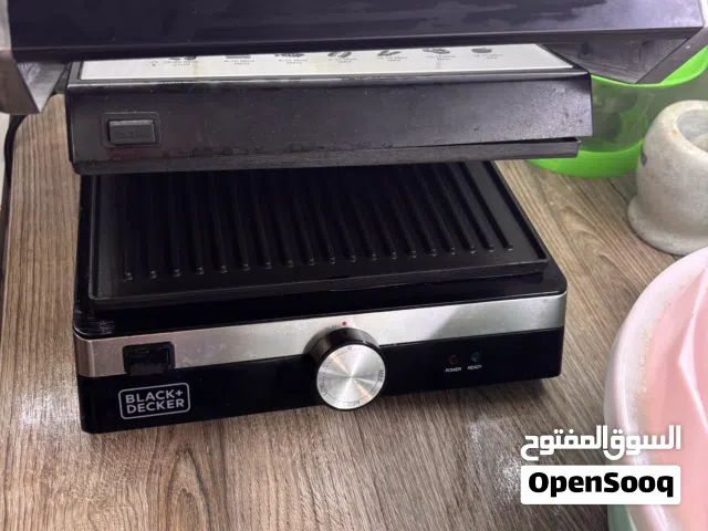 Sandwich maker grills