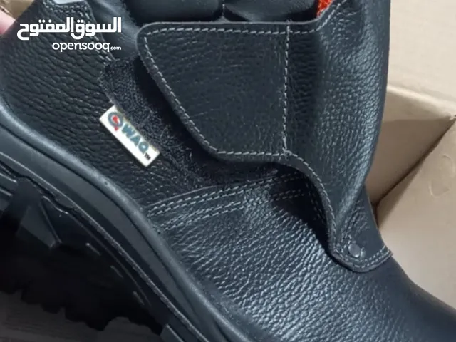 43 Sport Shoes in Zarqa