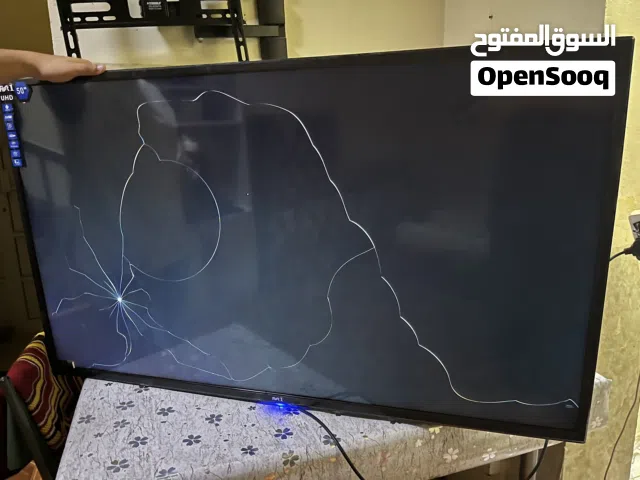 شاشة مكسوره للبيع شغال 50 بوصة