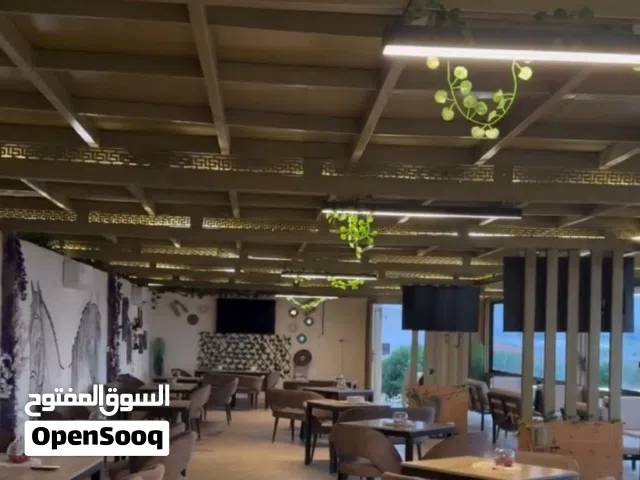قهوة داخل نادي خيل للضمان
