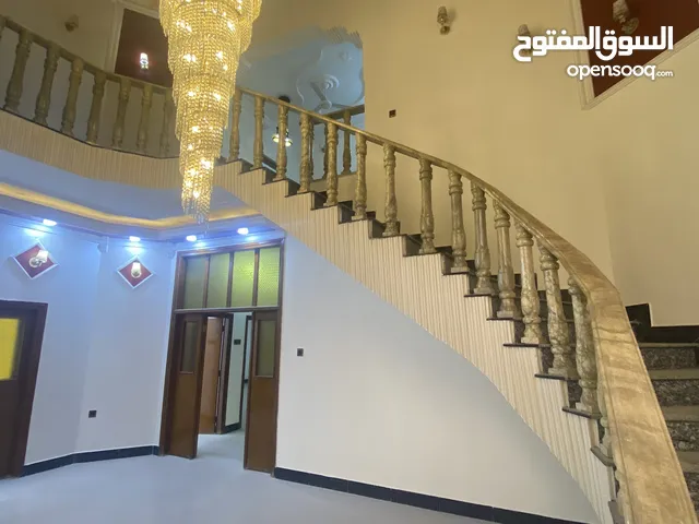 320m2 5 Bedrooms Villa for Rent in Basra Kut Al Hijaj