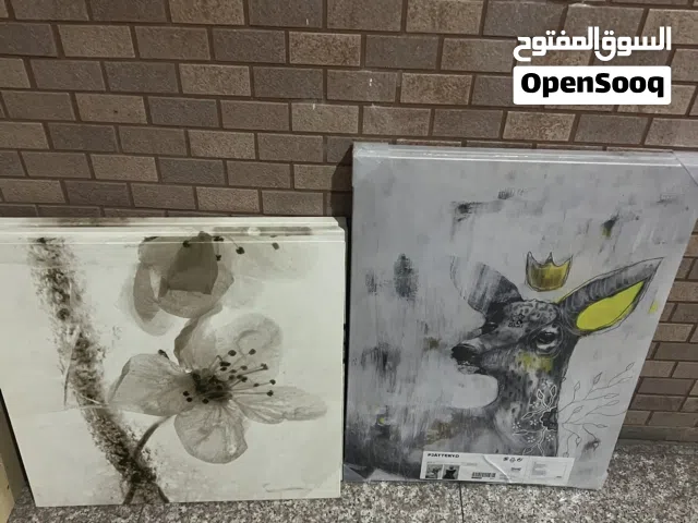 لوحتين جديد مع ثلاث لوحات وردة
