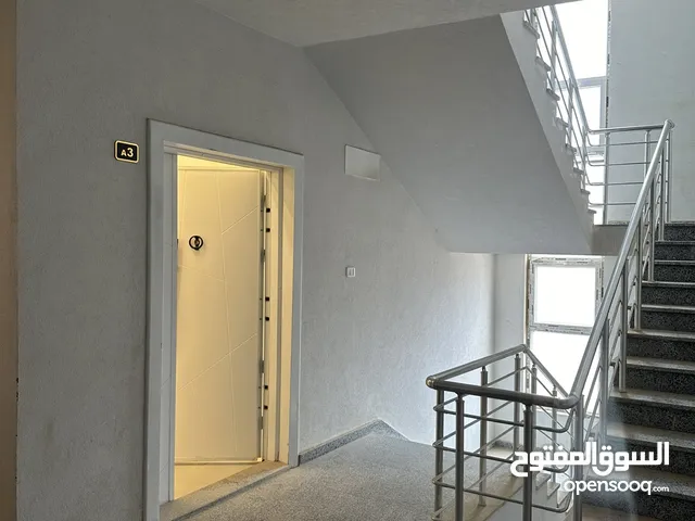 143 m2 3 Bedrooms Apartments for Rent in Tripoli Al-Serraj
