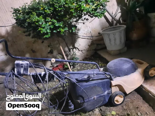 مكينة حدائق ثيل