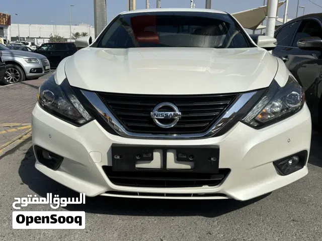 نيسان التيما وارد كوريا 2017 رقم واحد بحاله ممتازه جدا لاتحتاج إلى مصاريف