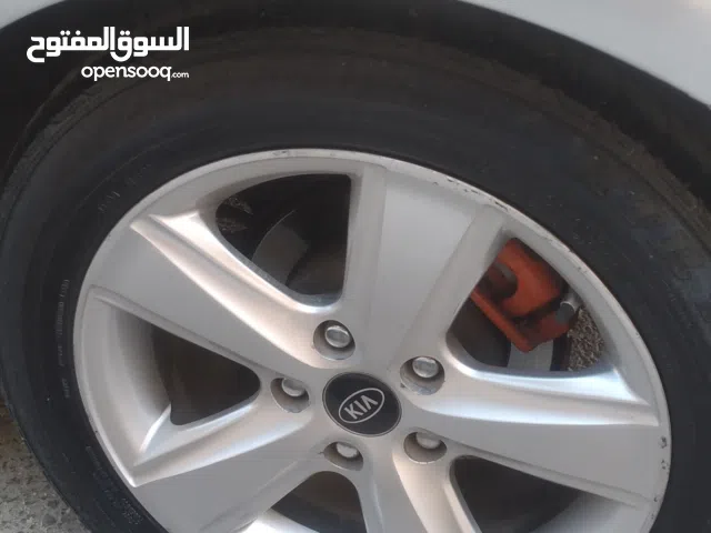 جنط مع كوشوك للبدل على جنط 16 او 17 موجود باربد