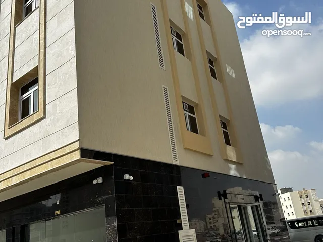 3000ft Staff Housing for Sale in Sharjah Muelih