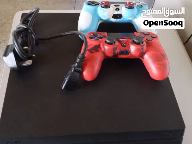 playstation 4pro sony لون اسود