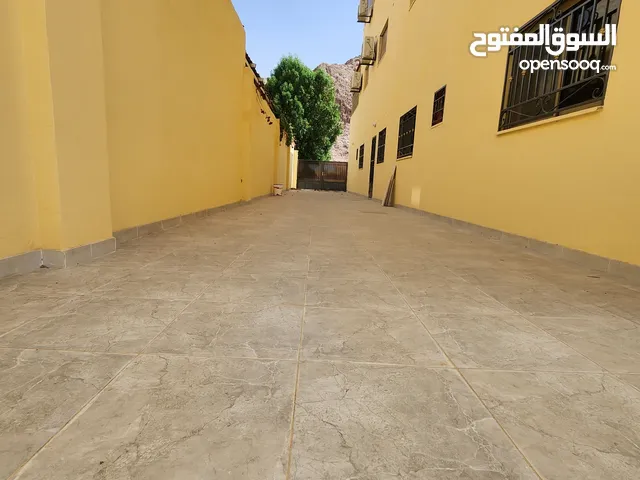124m2 4 Bedrooms Apartments for Sale in Aqaba Al Sakaneyeh 9