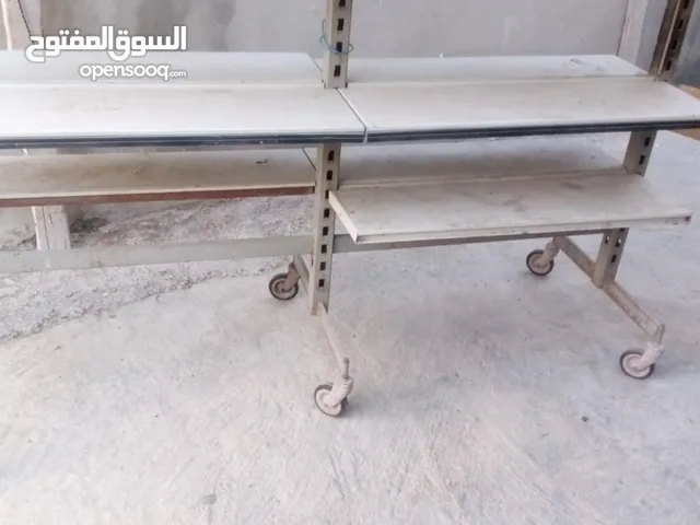 ستاند وجهين متحرك حديد مدهون حراري ناقص رفين للبيع