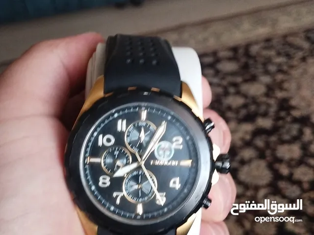 ساعة Temblor ضد المي مطلي فولاذ